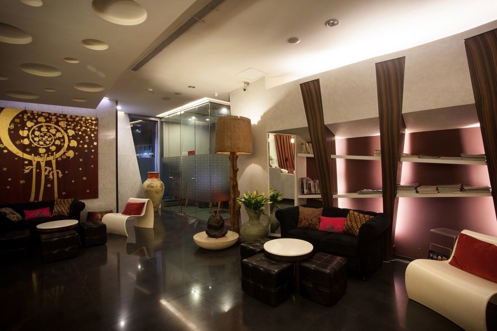 The Galerie Hotel Taichung Exteriör bild
